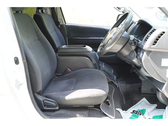 TOYOTA HIACE van 2WD 2014