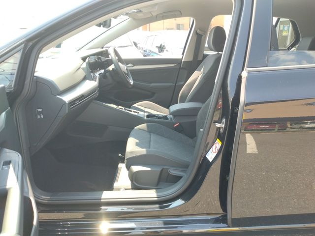 VOLKSWAGEN VOLKSWAGEN GOLF 2023