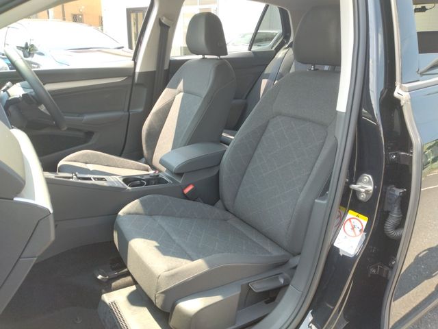 VOLKSWAGEN VOLKSWAGEN GOLF 2023