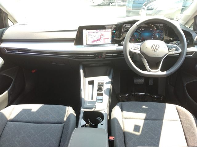 VOLKSWAGEN VOLKSWAGEN GOLF 2023