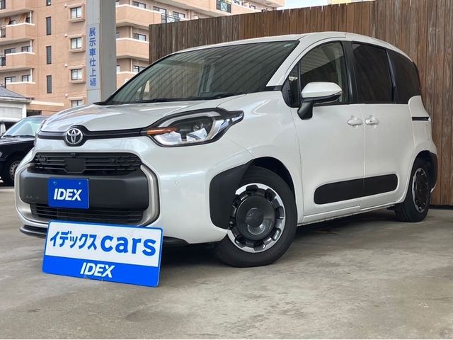 TOYOTA SIENTA HYBRID 2024