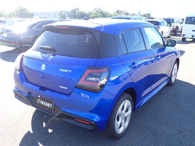 SUZUKI SWIFT 2023