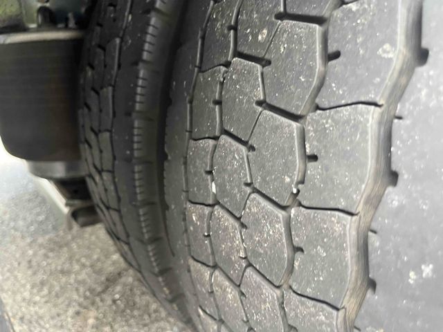 MITSUBISHI FUSOU FIGHTER 2011