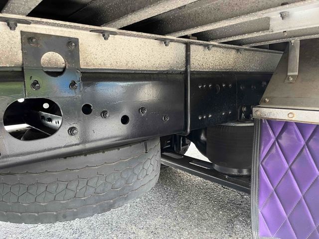 MITSUBISHI FUSOU FIGHTER 2011