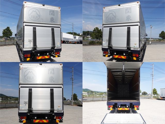 MITSUBISHI FUSOU SUPER GREAT 2012