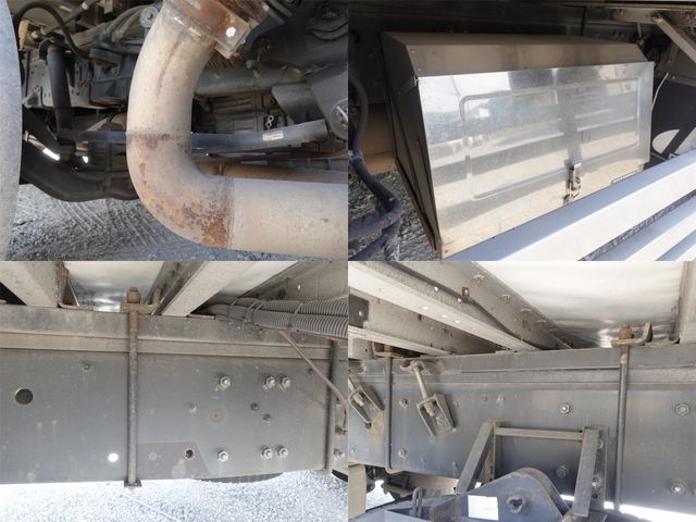 MITSUBISHI FUSOU SUPER GREAT 2012