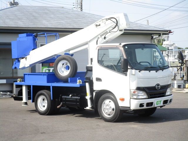 HINO DUTRO 2014