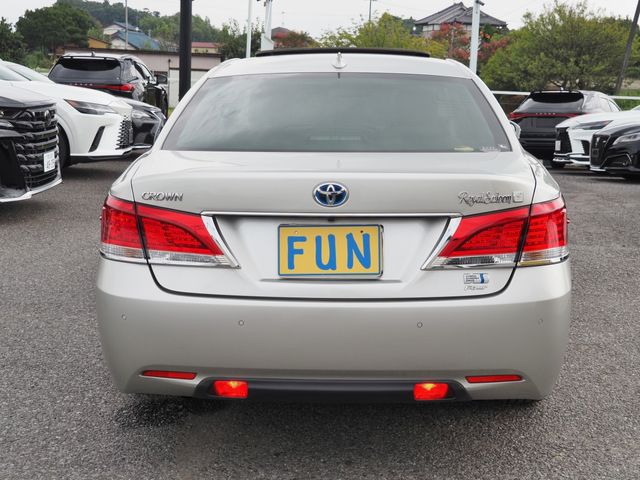 TOYOTA CROWN sedan hybrid 4WD 2016