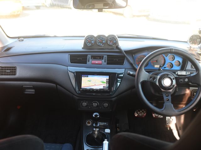 MITSUBISHI LANCER  4WD 2003