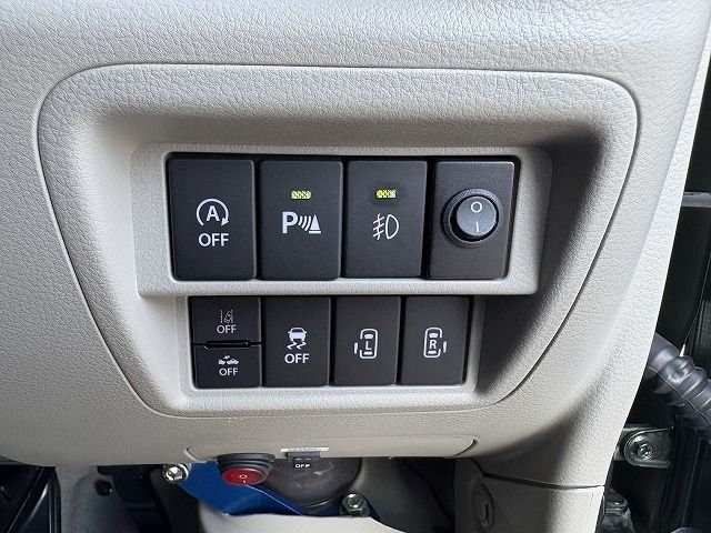 NISSAN NV100 CLIPPER RIO 4WD 2023