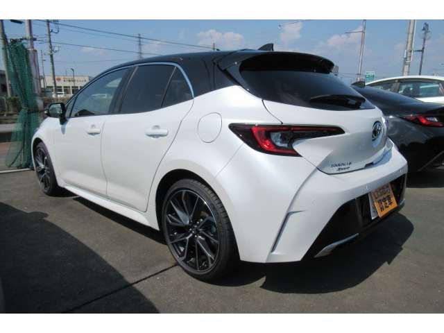 TOYOTA COROLLA SPORT HYBRID 2025