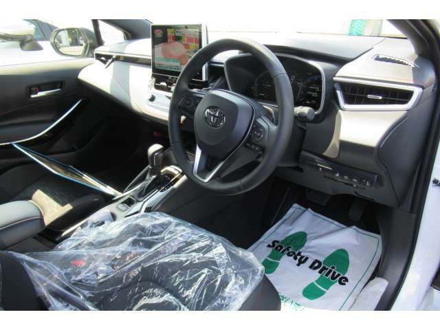 TOYOTA COROLLA SPORT HYBRID 2025