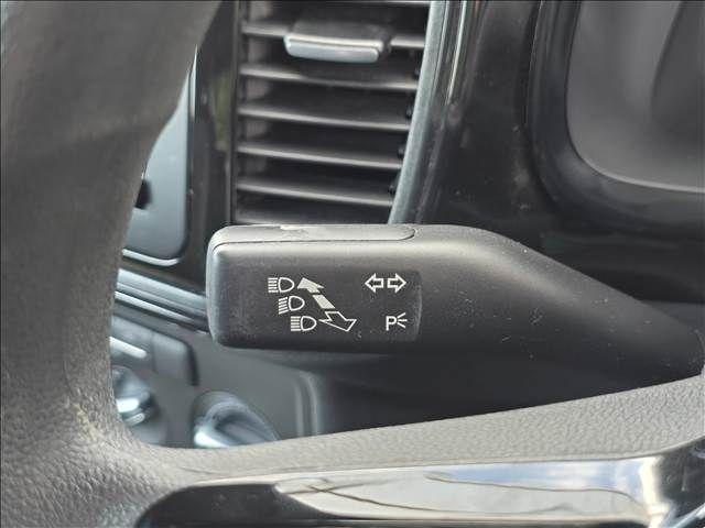 VOLKSWAGEN VOLKSWAGEN The BEETLE 2015