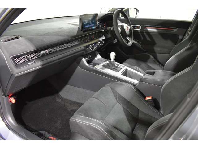 HONDA CIVIC hatchback 2025