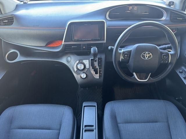 TOYOTA SIENTA 2015