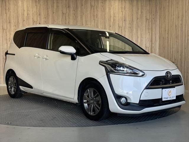 TOYOTA SIENTA 2015