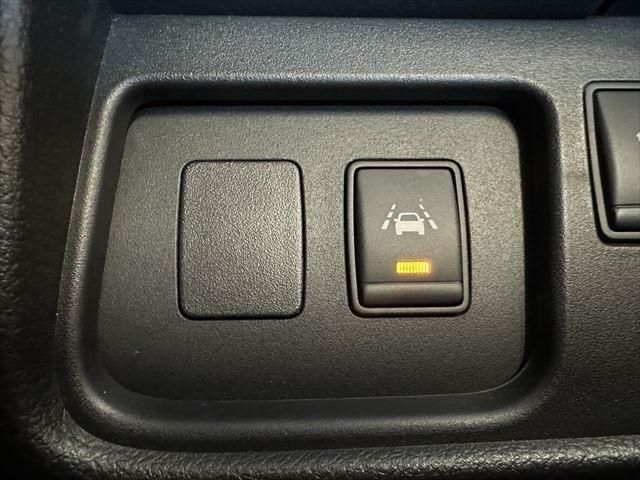 NISSAN SERENA  S-HYBRID 2014