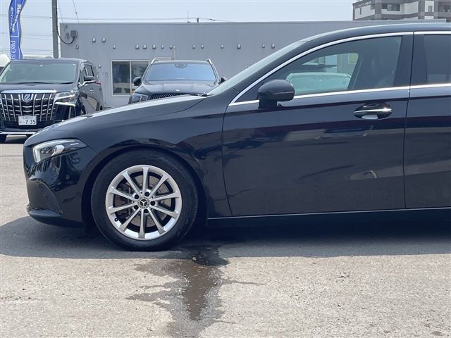 MERCEDES BENZ MERCEDES BENZ A class sedan 2019