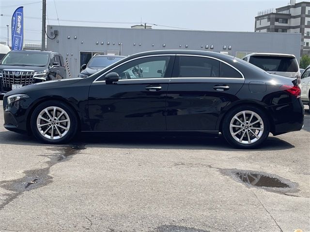 MERCEDES BENZ MERCEDES BENZ A class sedan 2019