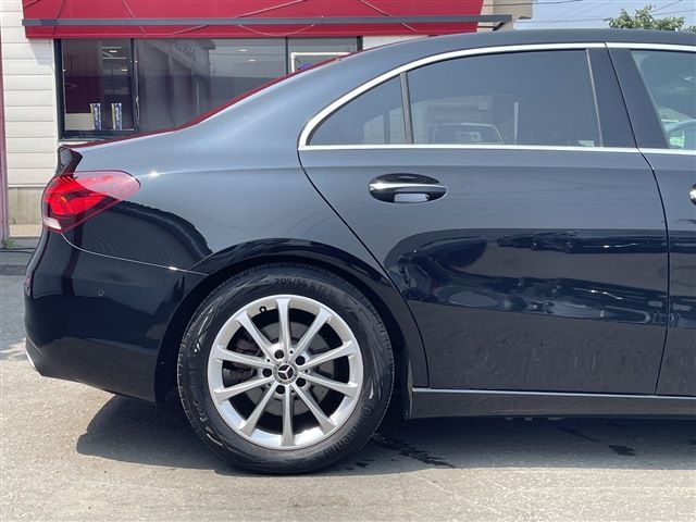 MERCEDES BENZ MERCEDES BENZ A class sedan 2019