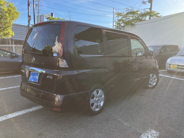 NISSAN SERENA  WG 2010