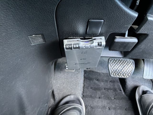 NISSAN SERENA  WG 2010