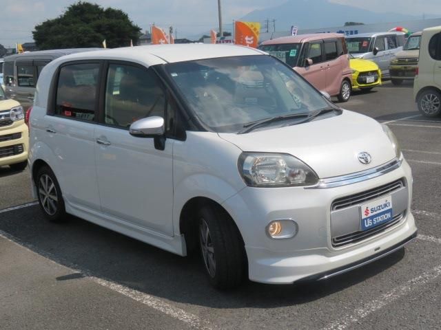 TOYOTA PORTE 2014
