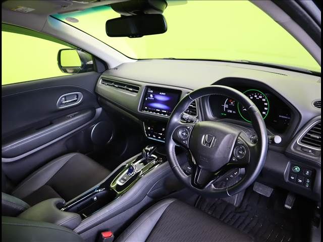 HONDA VEZEL HYBRID 2020