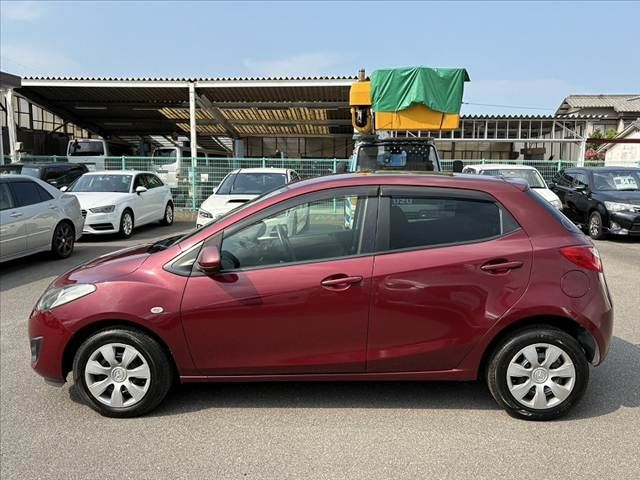 MAZDA DEMIO 2012
