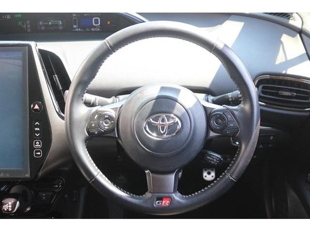 TOYOTA PRIUS PHV 2018