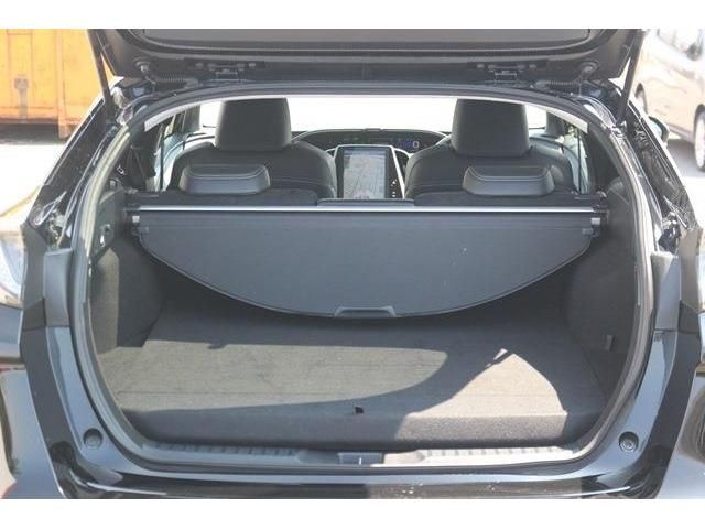 TOYOTA PRIUS PHV 2018