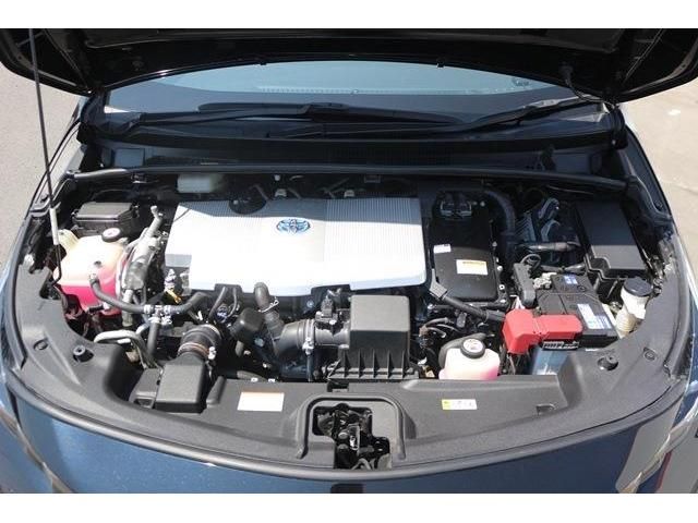 TOYOTA PRIUS PHV 2018