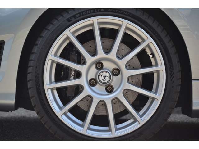 FIAT ABARTH 695 2019