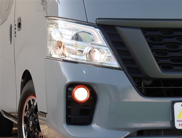 NISSAN NV350 CARAVAN 2021