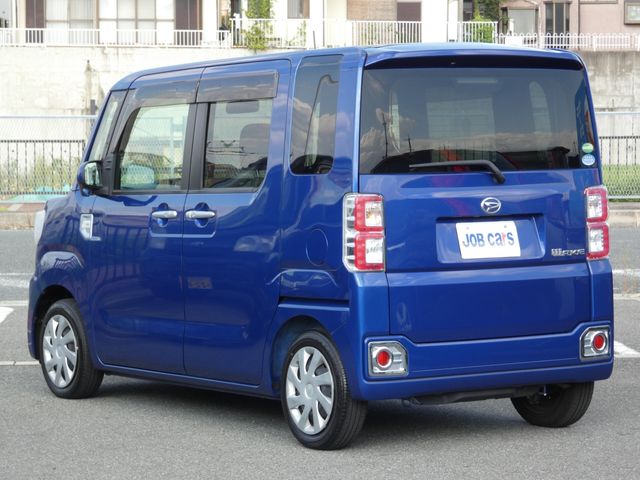 DAIHATSU WAKE 2017