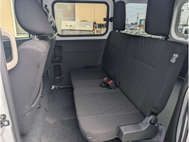 DAIHATSU ATRAI van 4WD 2025