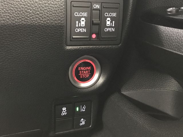 HONDA N BOX CUSTOM 2020