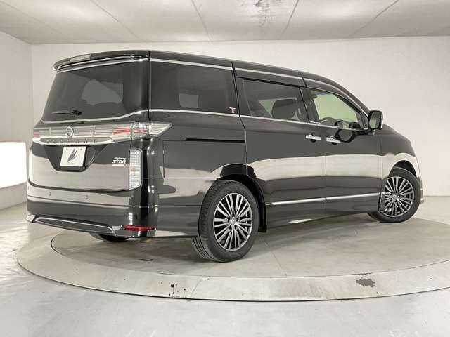 NISSAN ELGRAND 2016