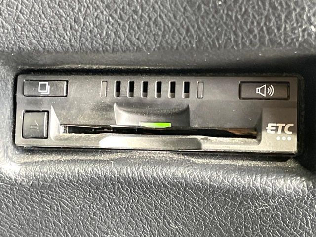 TOYOTA SIENTA HYBRID 2018