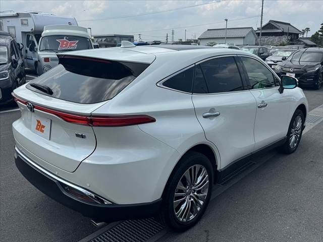 TOYOTA HARRIER HYBRID 2021