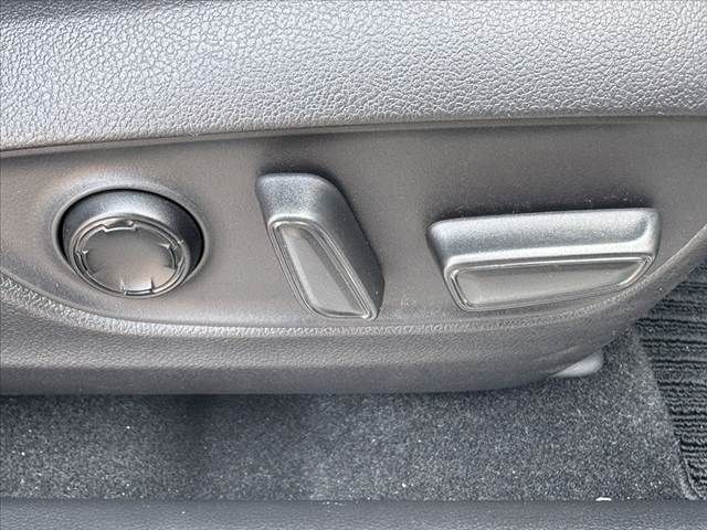 TOYOTA HARRIER HYBRID 2021