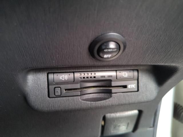 TOYOTA PRIUS PHV 2012