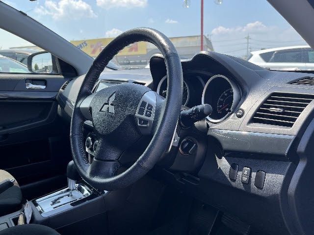 MITSUBISHI GALANT FORTIS SPORTBACK 2014