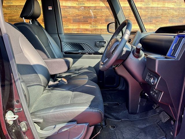 DAIHATSU TANTO CUSTOM 2021