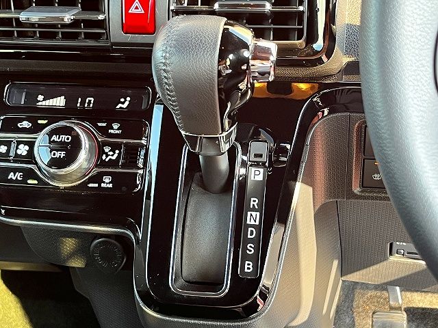 DAIHATSU TANTO CUSTOM 2021