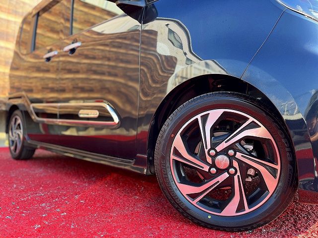 DAIHATSU TANTO CUSTOM 2021