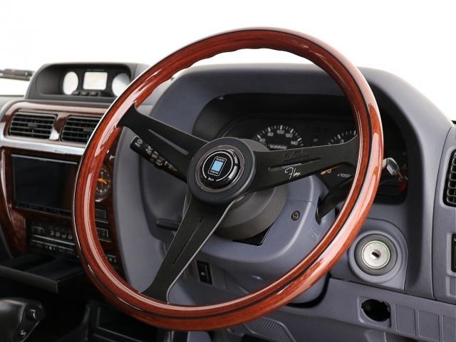 TOYOTA LANDCRUISER PRADO 1996