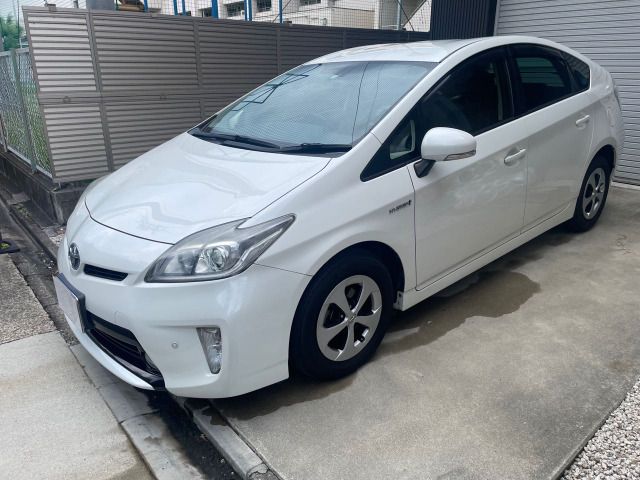 TOYOTA PRIUS 2012