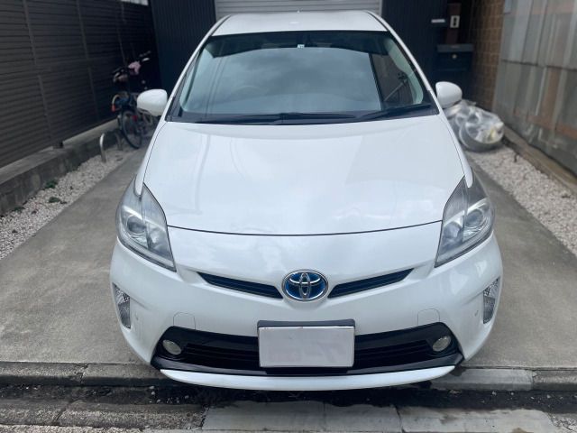 TOYOTA PRIUS 2012