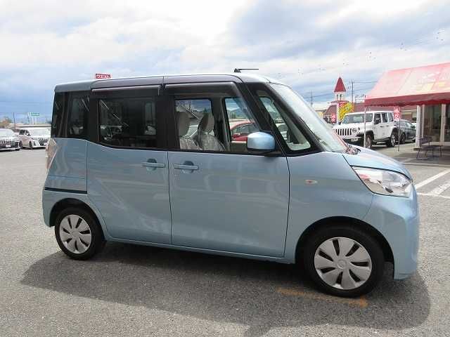 MITSUBISHI eK SPACE 2017